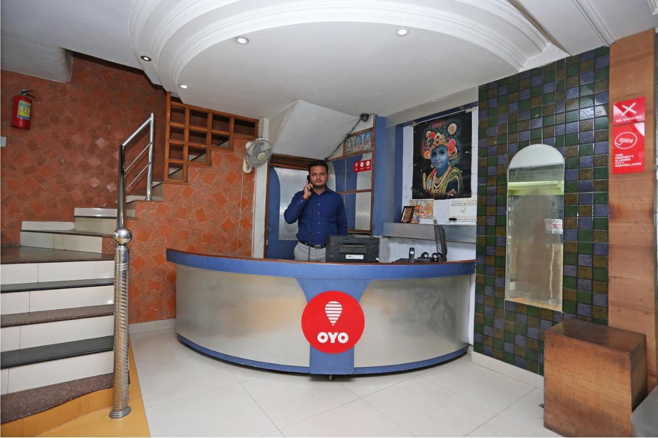 בהופאל Oyo 4406 Hotel Arya Palace מראה חיצוני תמונה